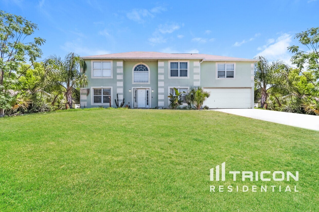 Foto principal - 6472 Grapewood Rd