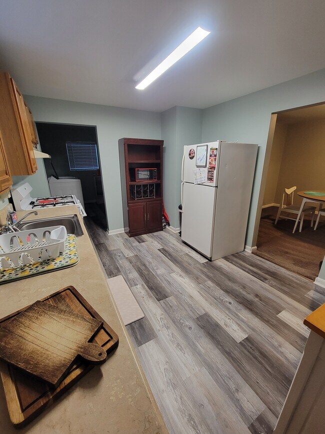 Cocina - 1628 Bell Ave