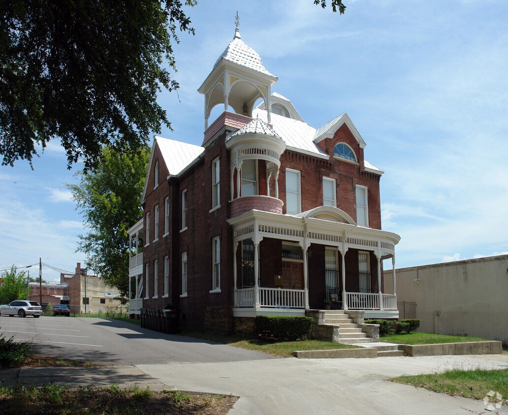 1107 Greene St, Augusta, GA 30901 Apartments in Augusta, GA