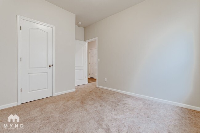 Building Photo - 7312 Amberly Hills Rd