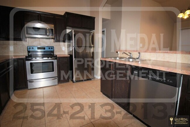 Building Photo - 1108 Grace Point Dr