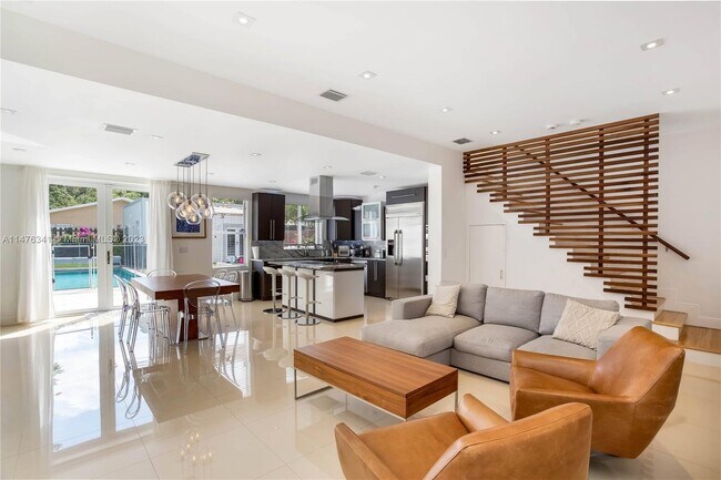 Foto del edificio - 152 SW 20th Rd