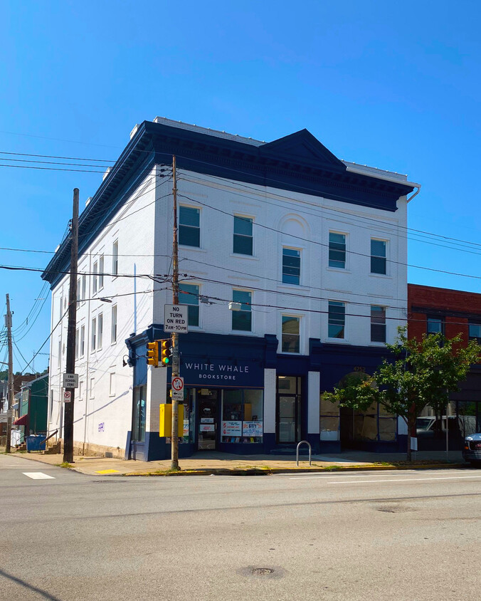 Primary Photo - 4754 Liberty Ave