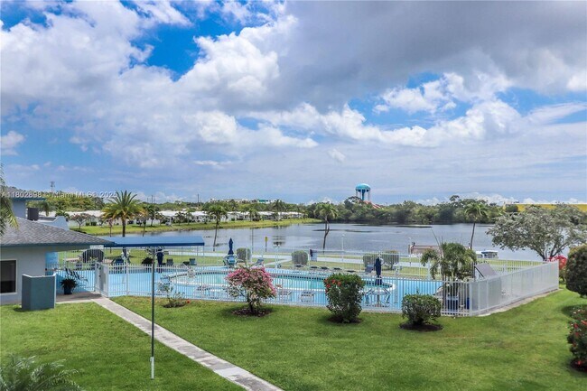 Foto del edificio - 2223 Park Ln