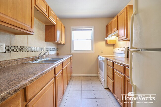 Foto del edificio - 1825 S Brookfield St