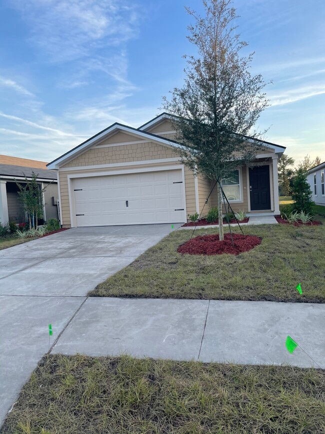 Building Photo - 8118 Meadow Walk Ln