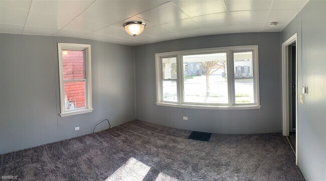 Building Photo - 3 br, 2 bath House - 443 Carrier St NE