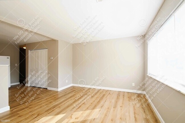 Foto del edificio - 2 br, 1 bath Duplex - 619 N Oxford St