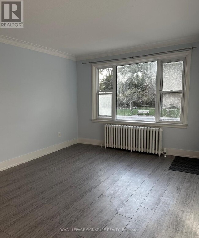 Building Photo - 1089 Broadview Ave