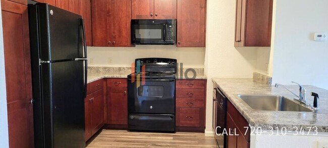 Foto del edificio - 1230 Pierce St