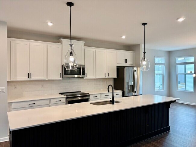 Building Photo - 1465 Creekside Cir NW