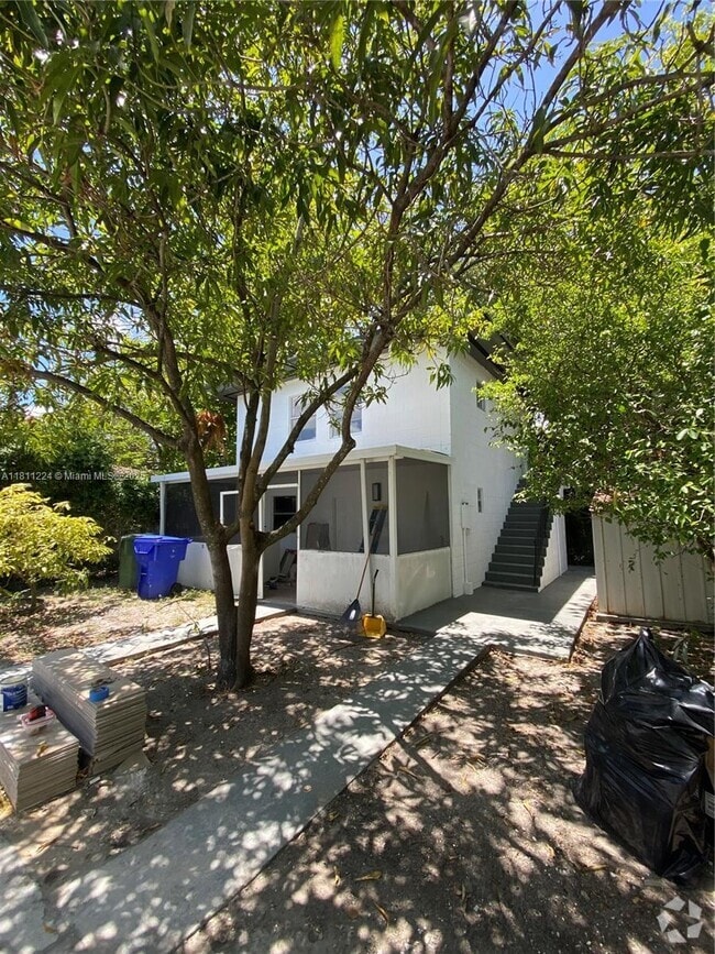 Building Photo - 5028 NW 3rd Ave