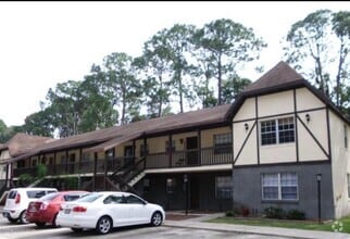 Building Photo - 3029 Sir Hamilton Cir