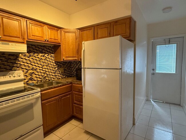Foto del edificio - 3850 NE 21st Way