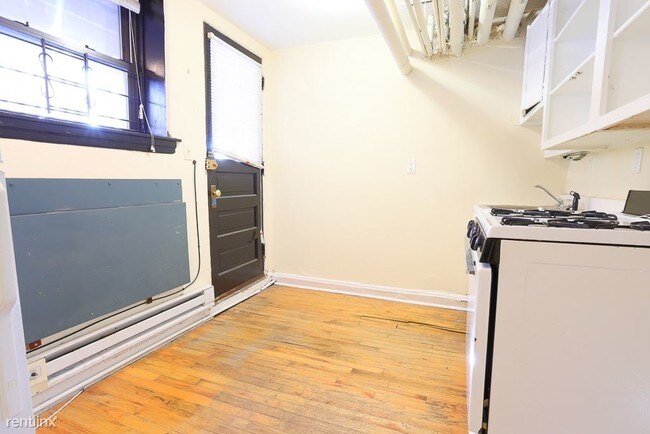 Foto del edificio - 4411 N Wolcott Ave