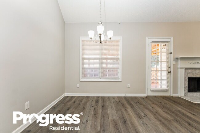 Foto del edificio - 315 Stallings Dr