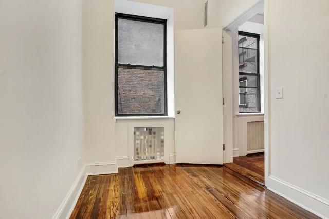 Building Photo - 1 bedroom in New York NY 10011