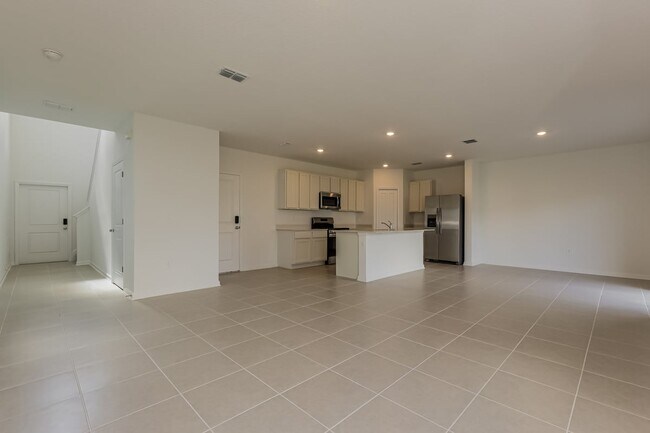 Building Photo - 3575 Kimbrough Dr
