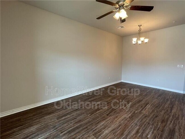 Foto del edificio - 924 SW 92nd St
