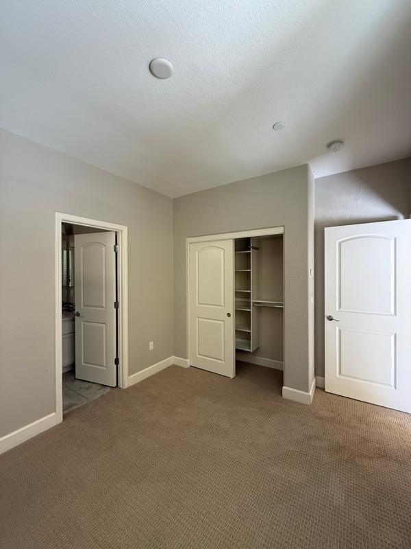 Building Photo - 244 Selby Lane