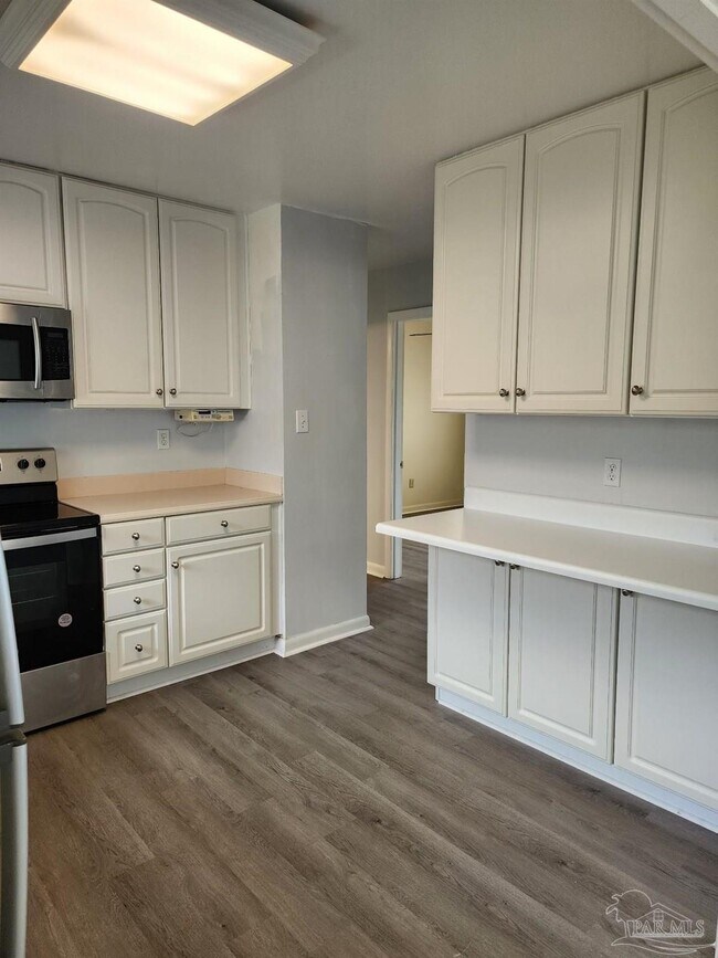 Building Photo - 3710 Cherry Laurel Dr