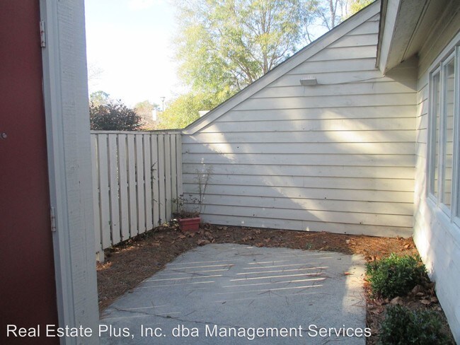 Building Photo - 32 O'Hara Dr
