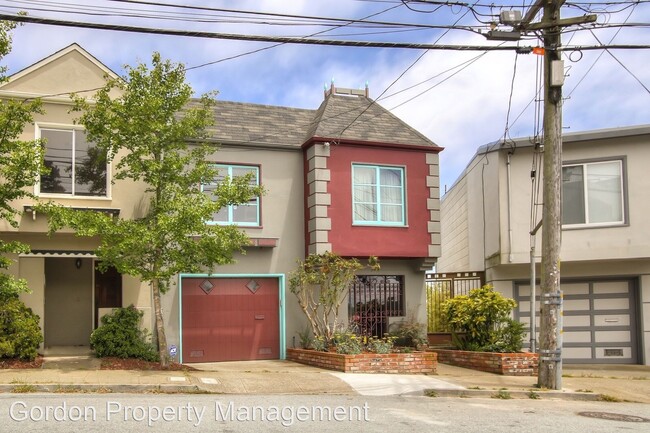 Building Photo - 3 br, 1 bath House - 415 Bella Vista Way