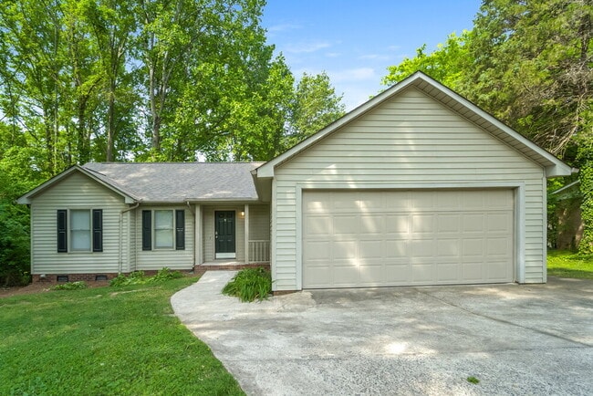 Building Photo - 6262 Morehead Rd