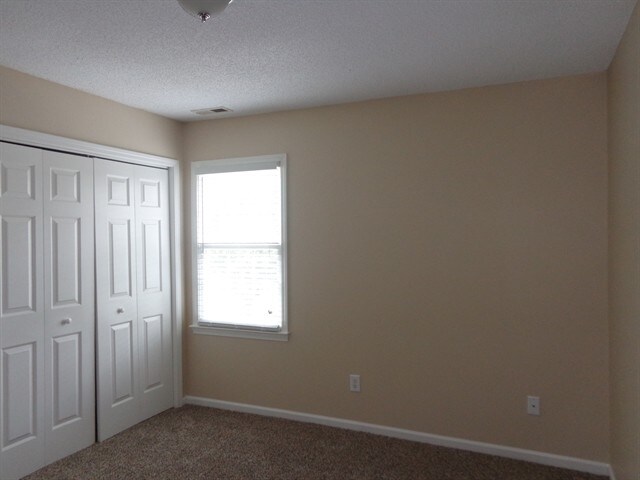 Foto del edificio - 14241 Southbridge Forest Drive