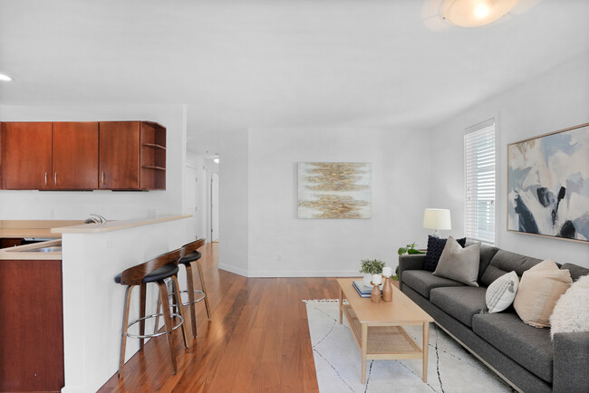 Foto del edificio - 1131 N 93rd St