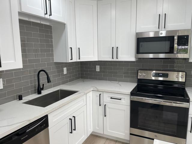 Primary Photo - 1670 Forestdale Dr