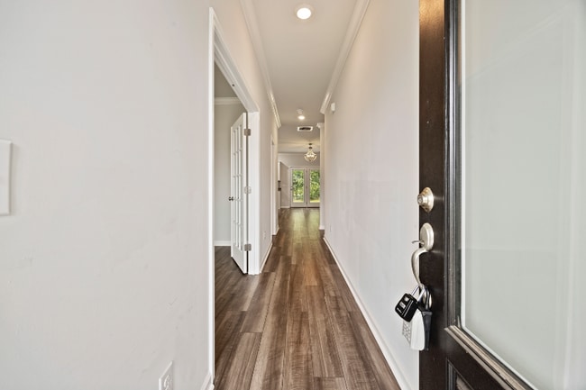 Building Photo - 296 Torslanda Ln