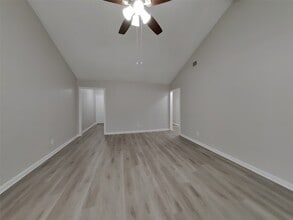 Building Photo - 18927 Jodywood Dr