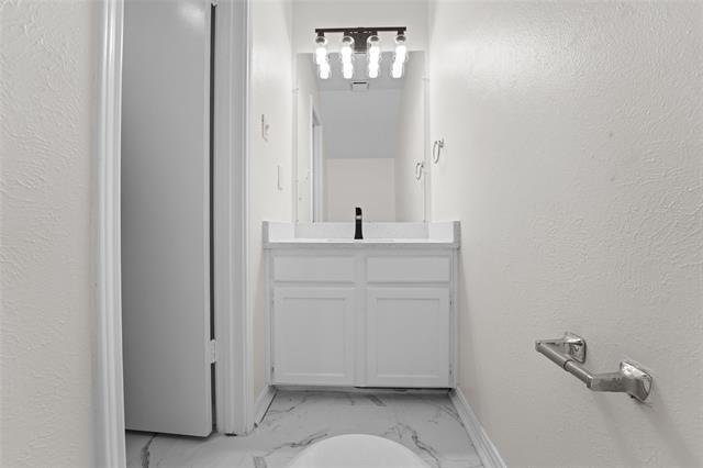 Foto del edificio - 4937 Oakbluff Dr