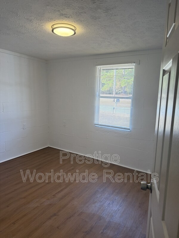 Foto del edificio - 104 Moore St