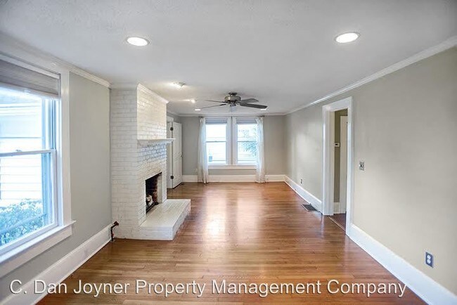 Foto del edificio - 3 br, 2 bath House - 220 Buist Avenue