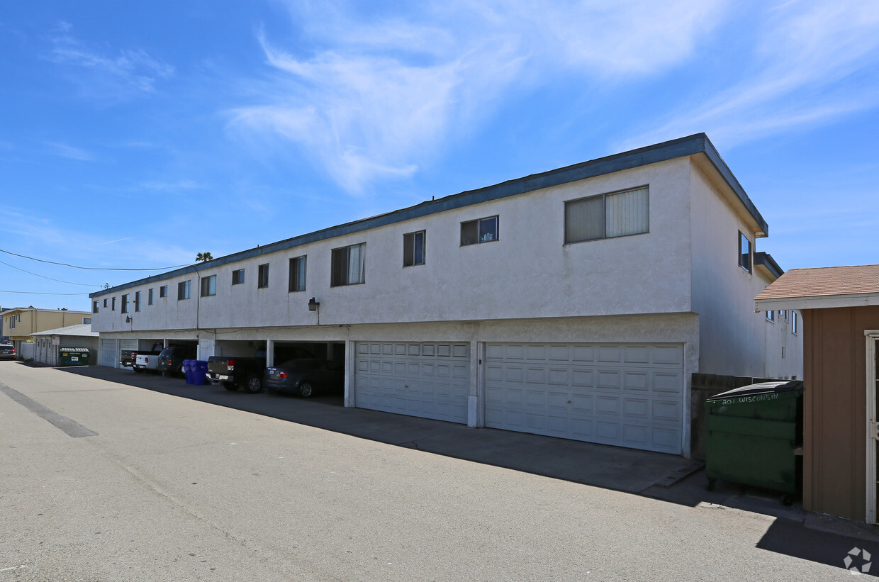 Building Photo - Palm View Village