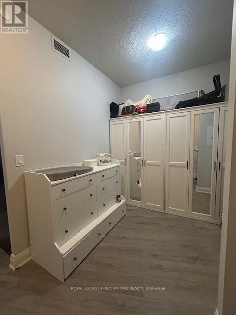 Photo du bâtiment - 25 Fontenay Ct