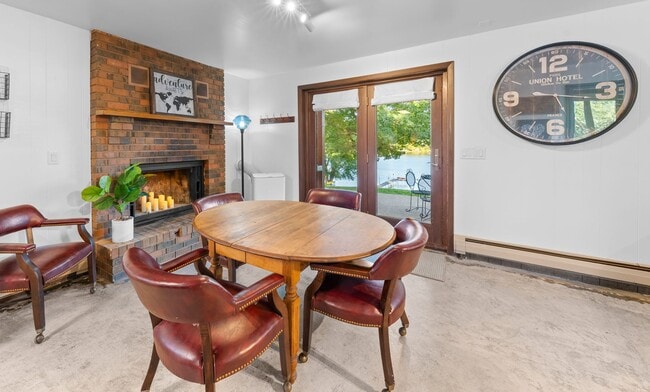 Every unit but one has lake views out the window. - Cross Lake Estates - Furnished Rentals