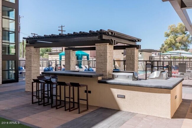 Foto del edificio - Resort Living in Old Town Scottsdale!!!  L...