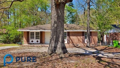 Building Photo - 125 Charleswood Dr