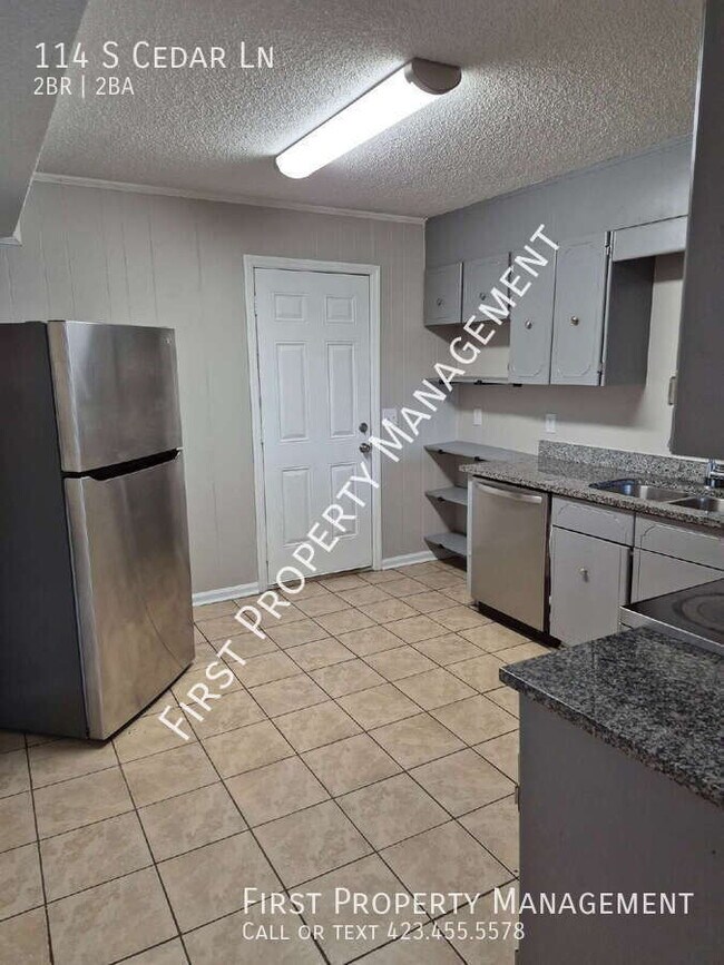 Foto del edificio - 114 S Cedar Ln