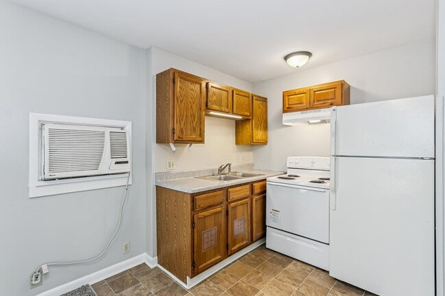 Building Photo - 1723 N Holyoke St