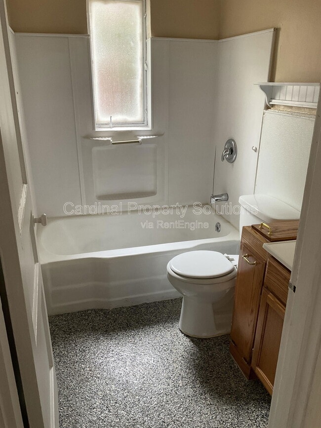 Building Photo - 126 Glenridge Pl