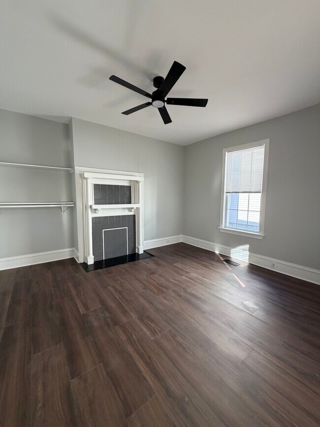 Dormitorio n.° 1: vista alternativa - 903 New Bern Ave