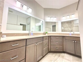 Building Photo - 6325 Wilshire Pines Cir