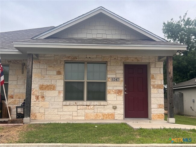 Building Photo - 1247 Honor Ln