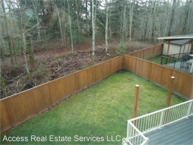 Building Photo - 4 br, 3 bath House - 732 E Kellogg