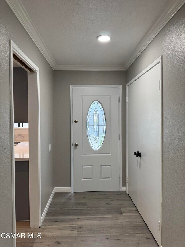 Foto del edificio - 1694 Regent St