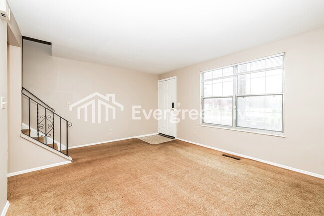 Foto del edificio - 8064 Mt Everest St